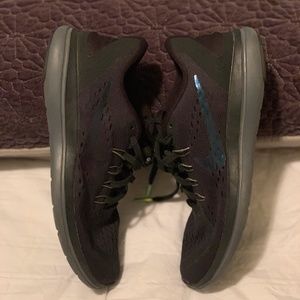 🖤Nike Free Black Running Shoes 7.5🖤🏃🏽‍♀️